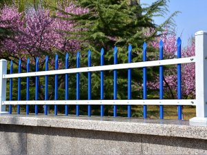 公園草坪護(hù)欄
