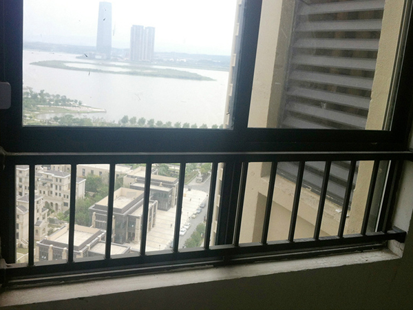 飄窗護(hù)欄采購技巧
